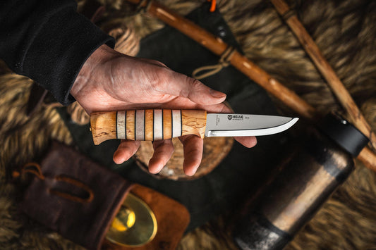 Helle Arv Fixed Blade Knife in hand