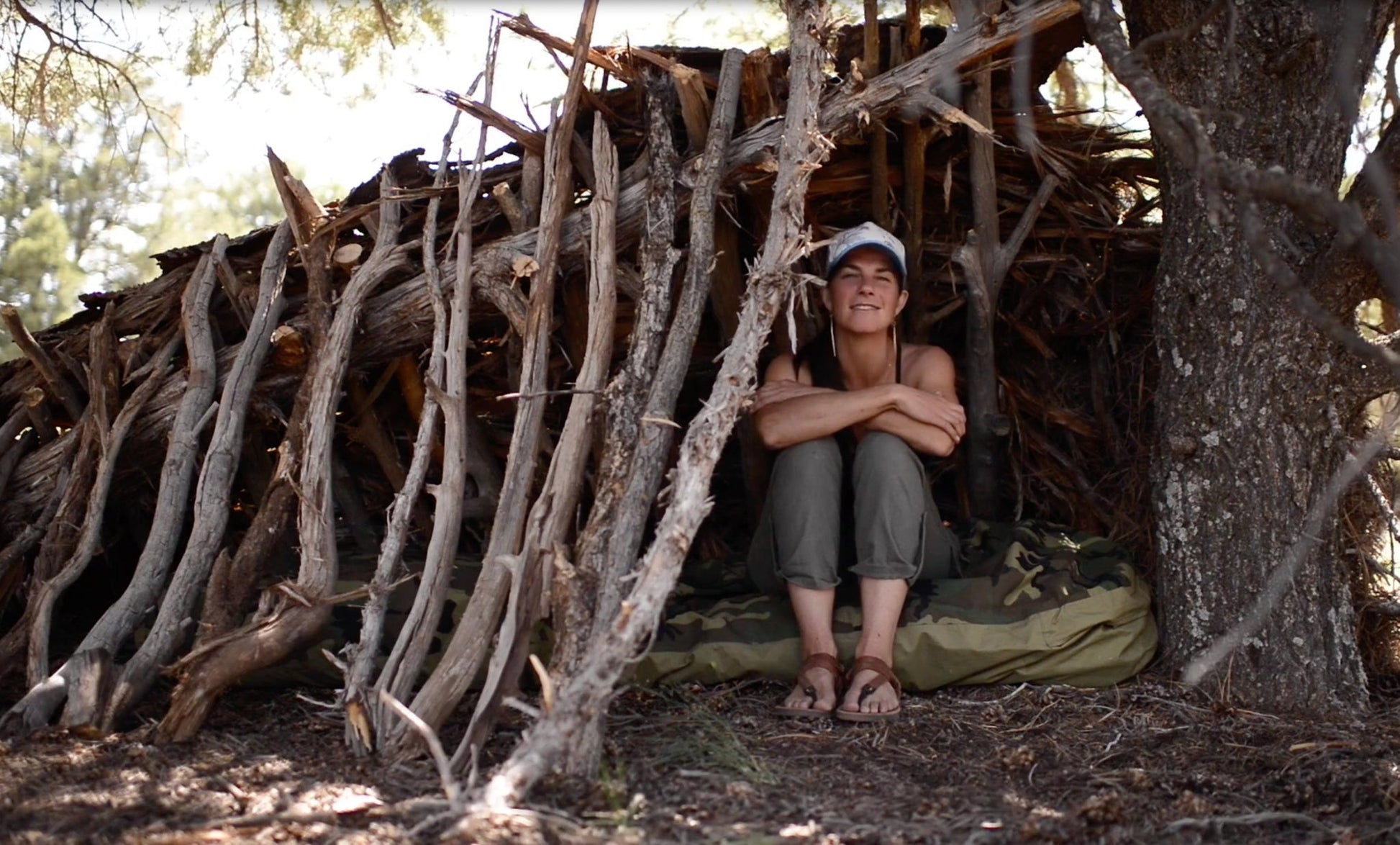 Into the Desert: Desert Survival Film with Kirsten Rechnitz – Essential Skills for Arid Environments (Streaming, USB, and DVD) Primitive Shelter