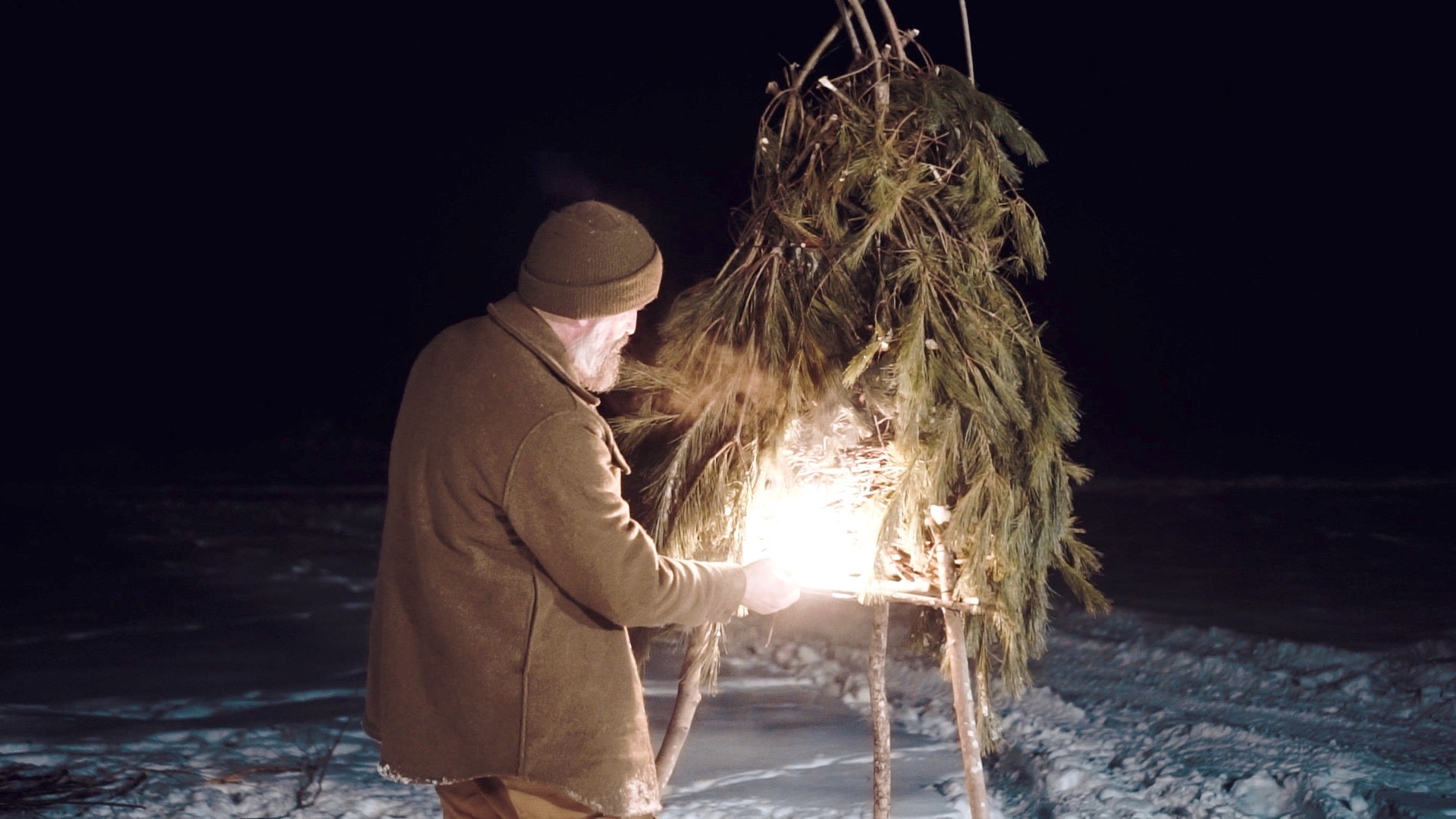 Into the Winter: Winter Survival Film with Joshua Enyart – Essential Skills for Cold Weather Adventures (Streaming, USB, and DVD) Emergency Signal Smoke Generator