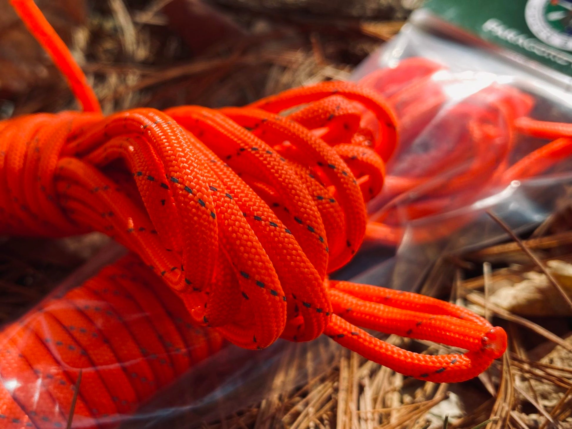 GB2 Paracord Ridgeline Hank – Military-Grade 550lb Cord for Outdoor Adventures Neon Orange Reflective
